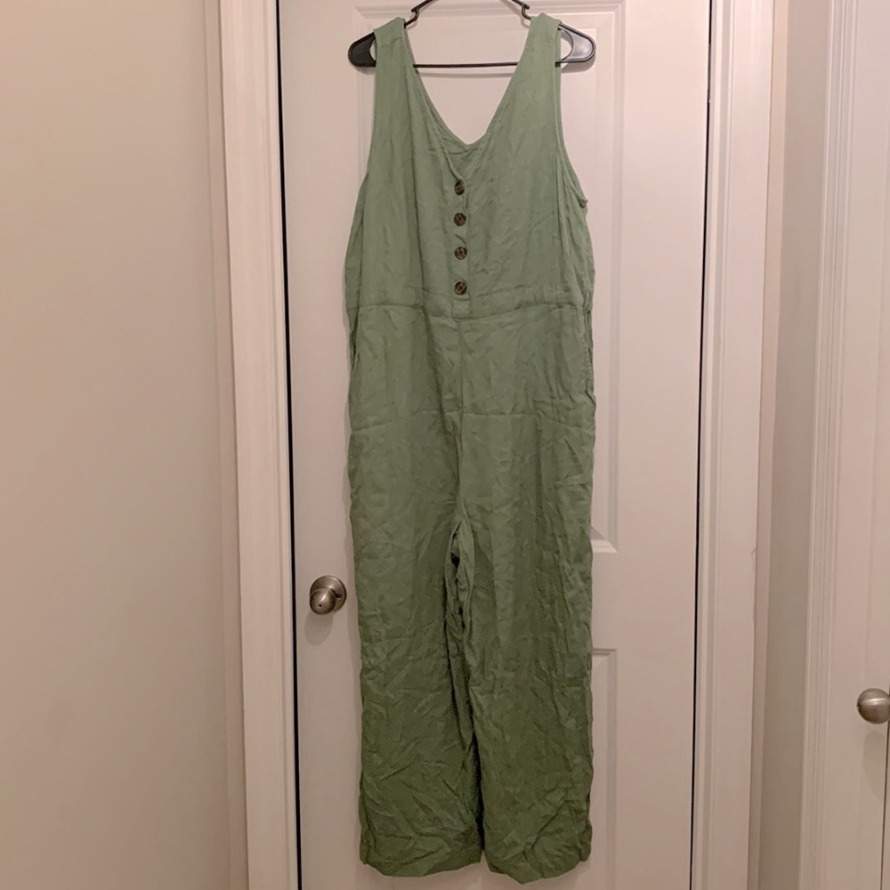 Time and Tru utility green jumper